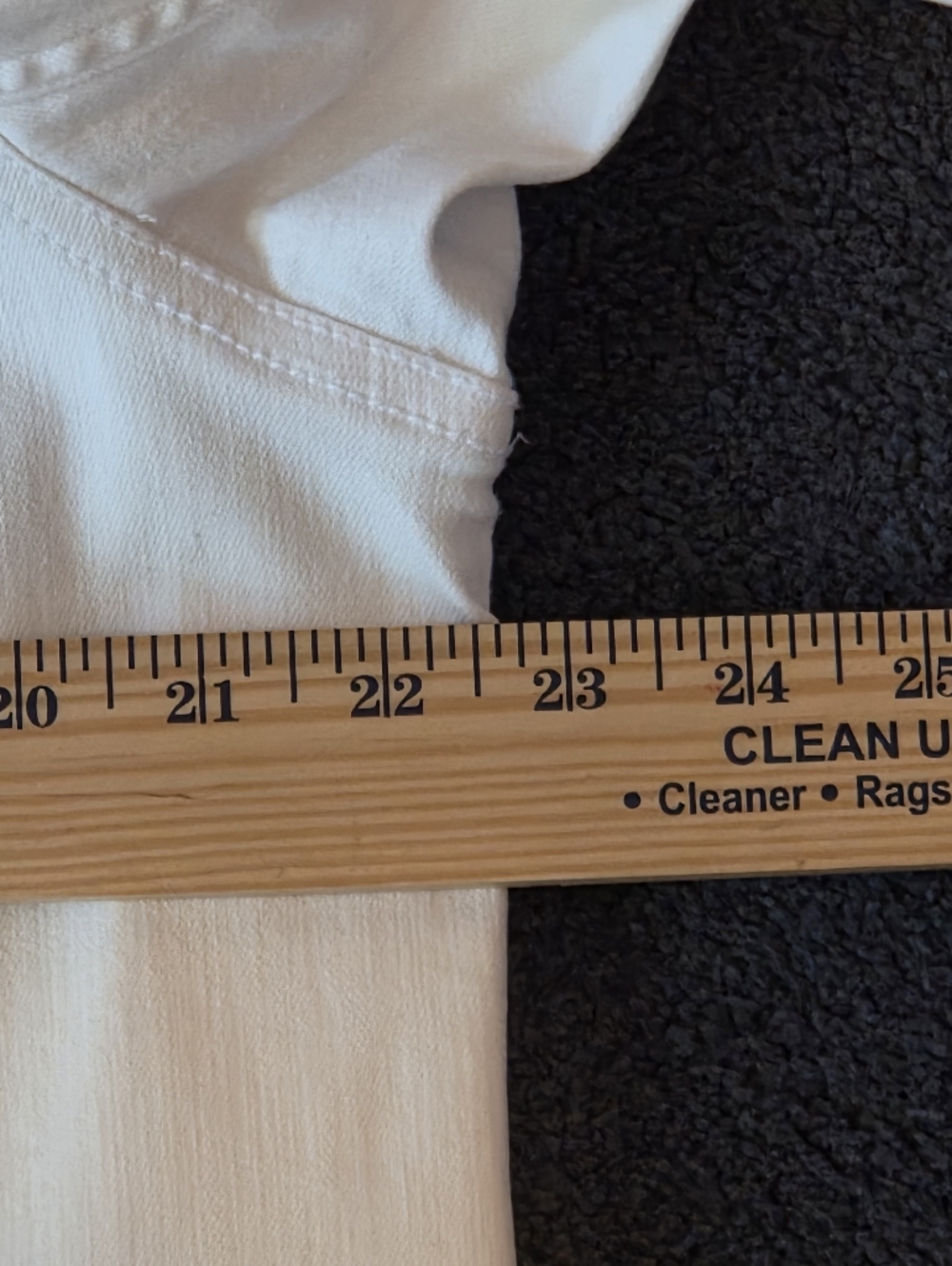 For Pepepizzazz. Old Navy White Plus-Size 2X Denim Jacket - Picture 6 of 7